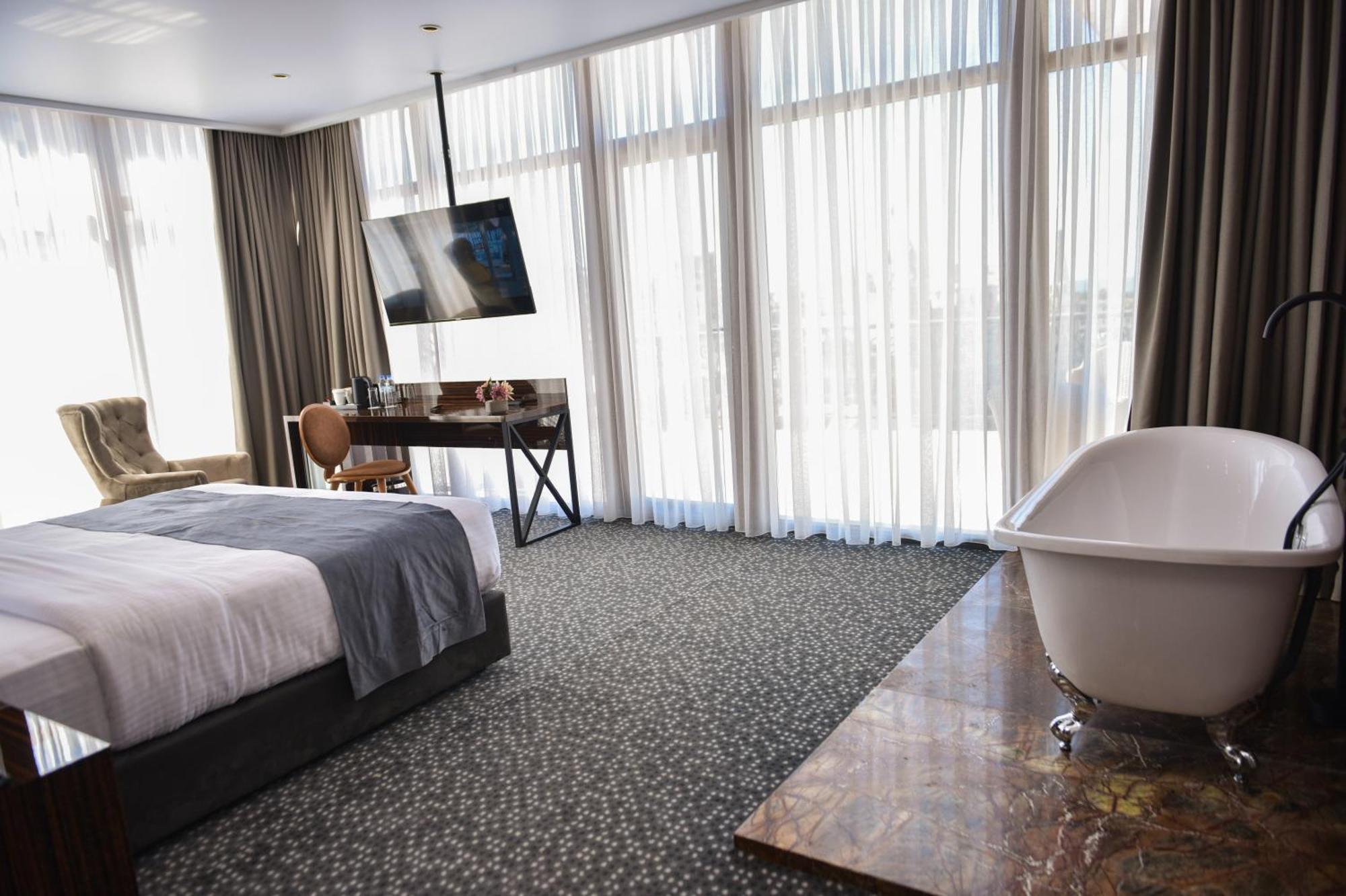 Hotel Monarch Batumi Zewnętrze zdjęcie